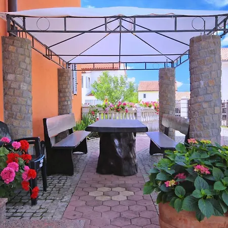 Marco Polo Apartment