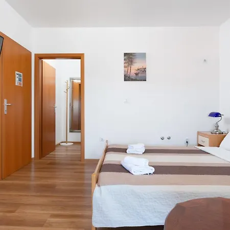Marco Polo Apartment