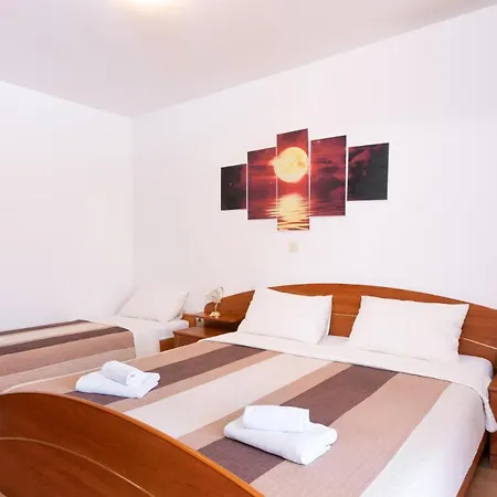 Marco Polo Apartment