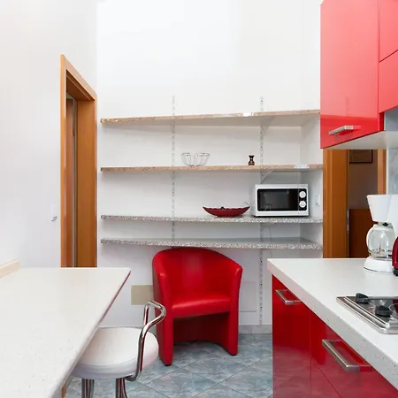 Marco Polo Apartment